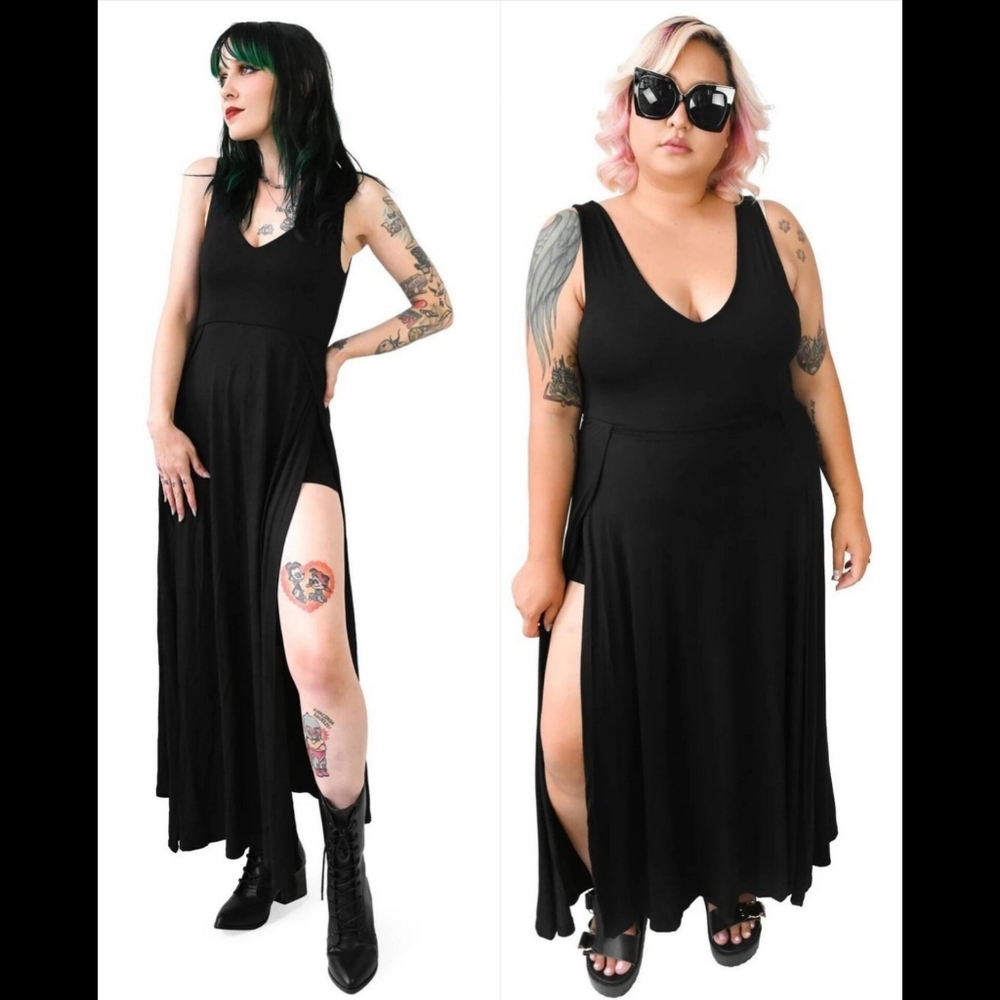 Foxblood Carrie maxi dress 2x